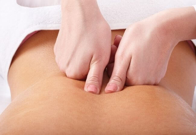 massage đau thắt lưng hiệu quả tại nhà